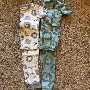 Set of 2 carters jammies